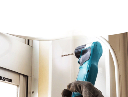 A keyless chuck Rechargeable angle drill low-load operations