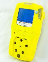 YQ7 Multi-parameter Detection Alarm Instrument with 7 Parameters Detection LCD Display and Audible Visual Alarm for Safety Monitoring